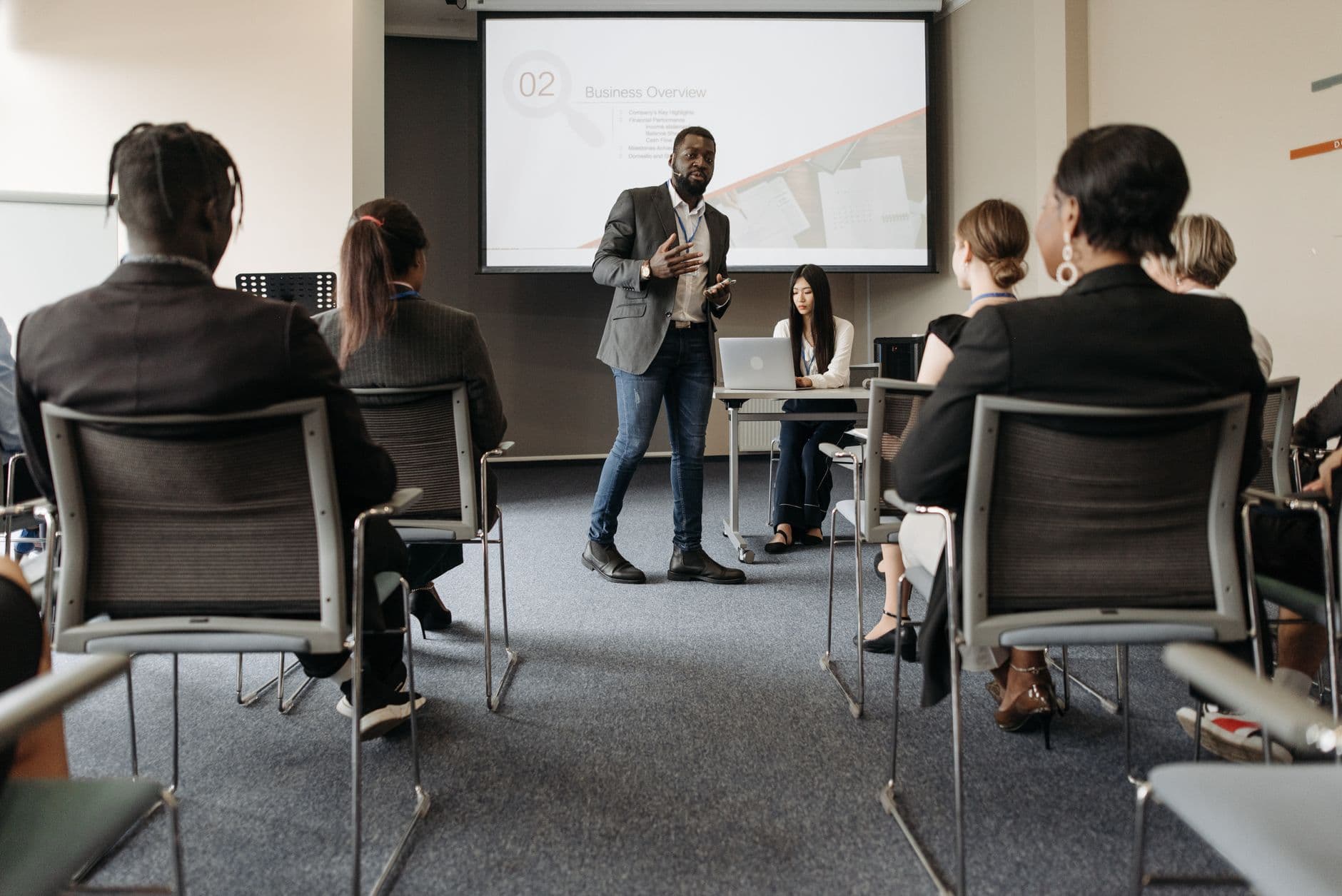 A facilitator leading a leadership training workshop